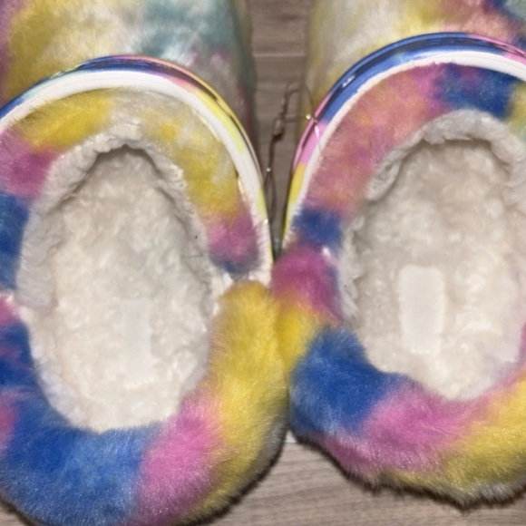 Crocs fur sure clogs - Picture 7 of 11
